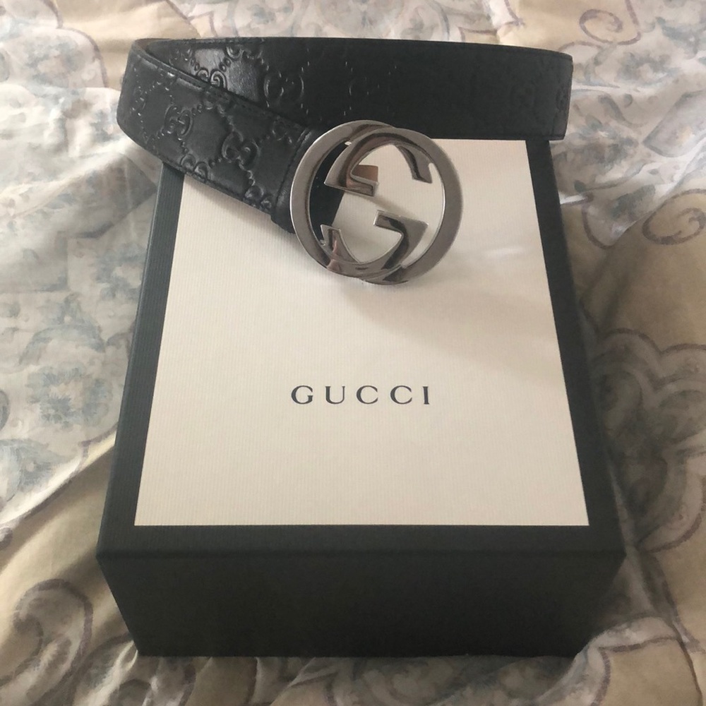 Silver double G black leather Gucci belt